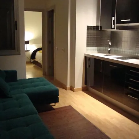 Triana Teatro Vv Apartman *